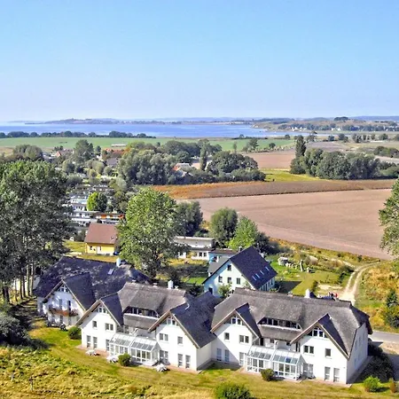 Strandhaus Moenchgut Ferienwohnung 13 Mit Sauna- Und Schwimmbadnutzung Im Ahoi Sellin * Lobbe